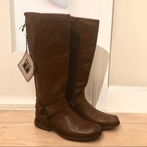 NWT Tall Frye Phillip Harness Boot, Size 5.5